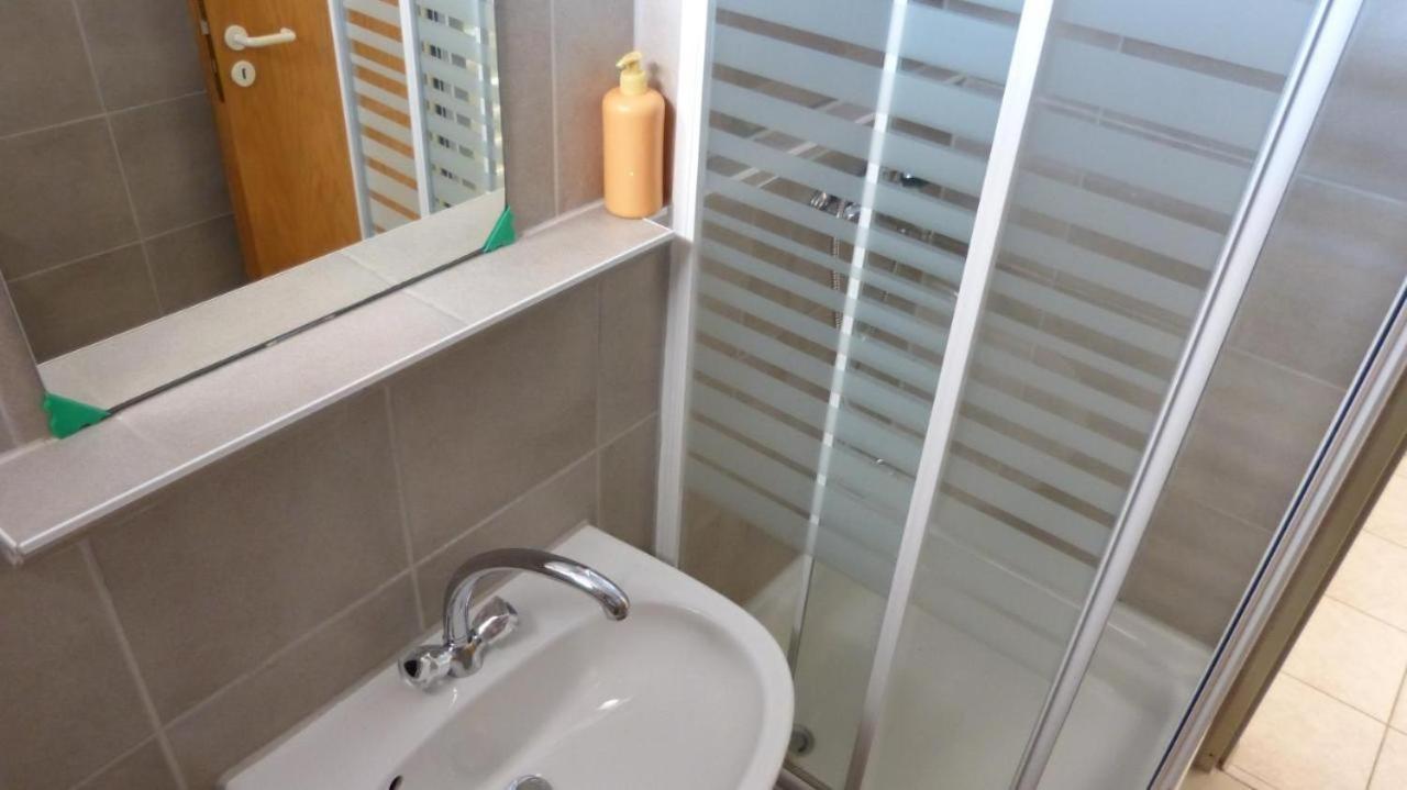 Beach Apartments Nemira Omis Exterior photo